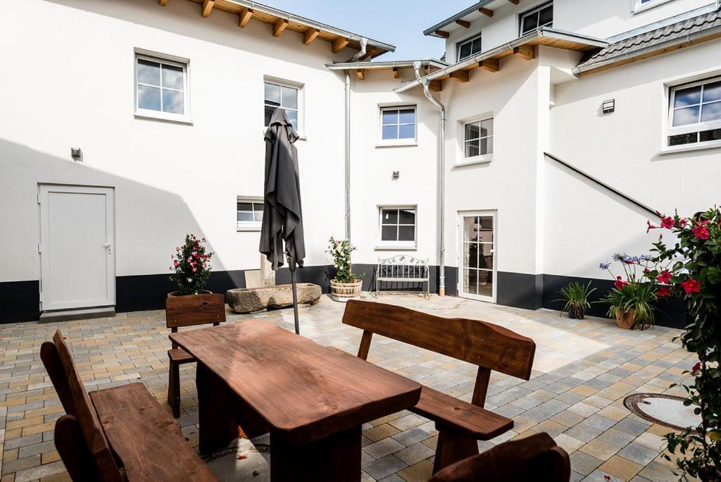 Rosenchalet Leinach Buitenkant foto